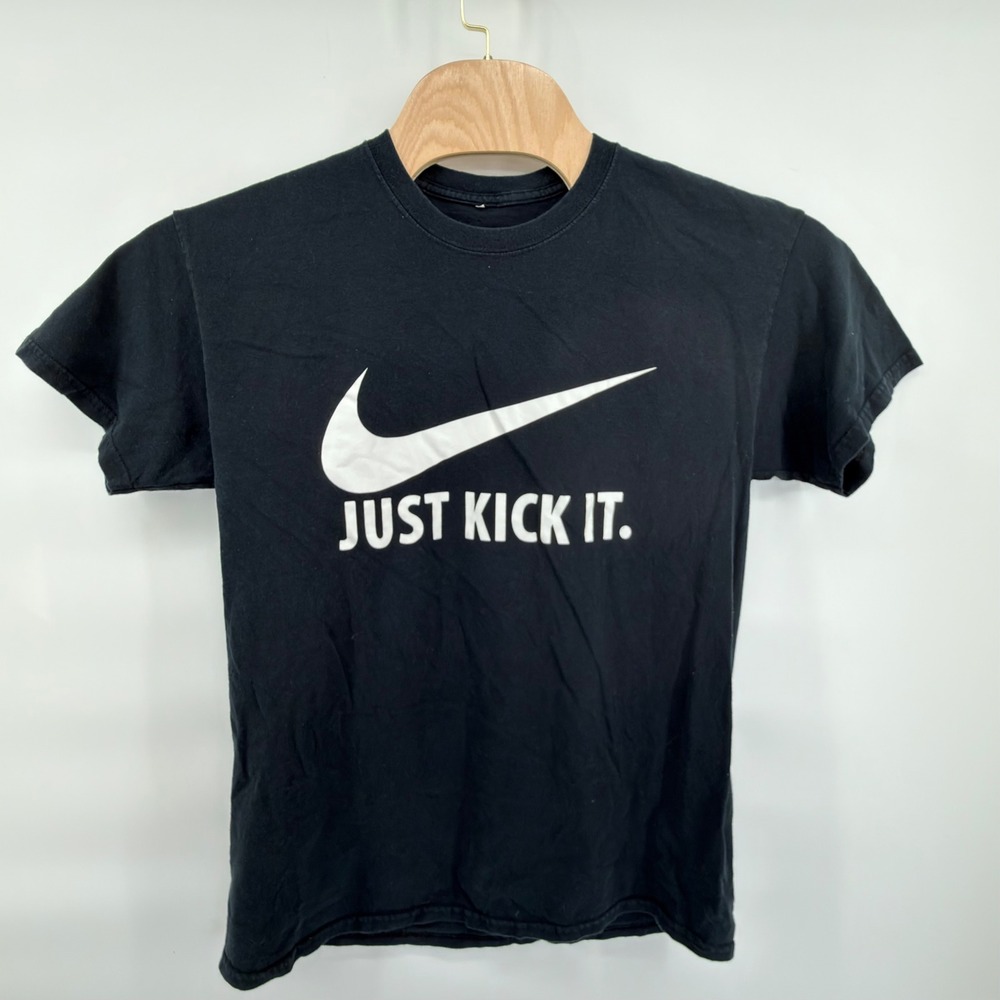Nike T-Shirt Mens S Black White Just Kick It Graphic Swoosh Short Sleeve Cotton